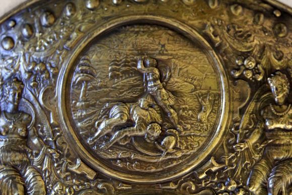 Невероятное панно РЫЦАРСКИЙ ЩИТ. Ручная работа