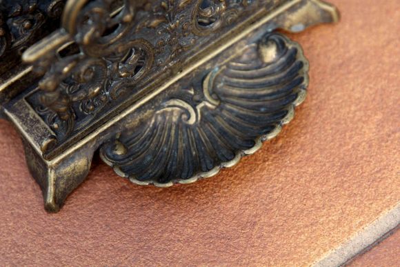 Антикварная салфетница из бронзы. Европа. Начало 20 века