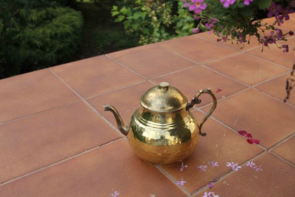 Винтажный чайник из латуни. Европа. Середина 20 века