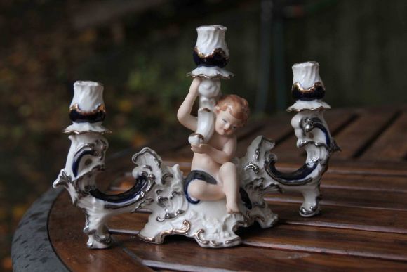 Просто сказочный подсвечник из фарфора. ПУТТИ