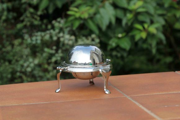 Красивая антикварная икорница.Европа.Начало 20 века