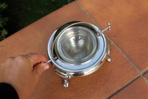 Красивая антикварная икорница.Европа.Начало 20 века