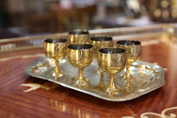 Очаровательные винтажные стопки из латуни. Европа. Начало 20 века