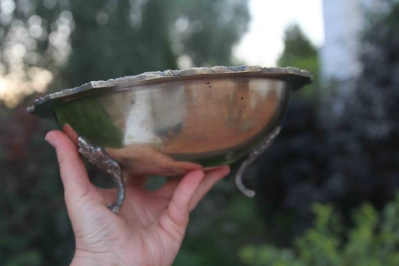 Винтажная чаша из латуни на ножках