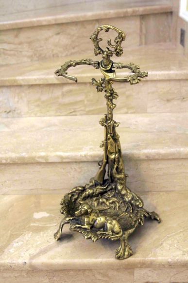 Старинная зонтница из бронзы. Стиль ОХОТА. Европа. Начало 20 века