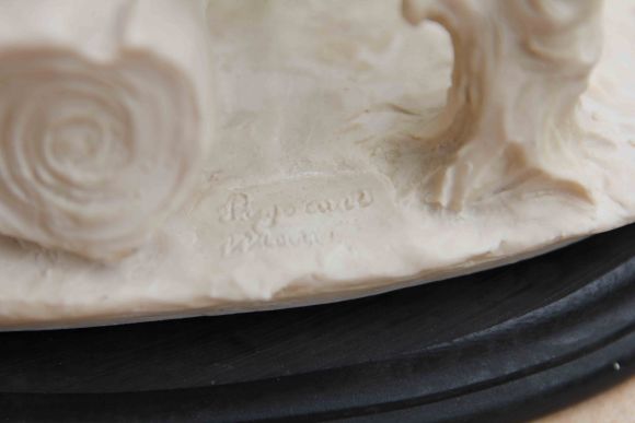 Статуэтка детской тематики - КАЧЕЛИ