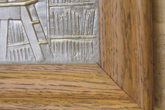 Антикварное, оловянное панно с сюжетом в дубовой раме. Европа начало 20 в.